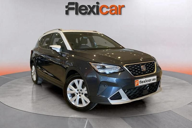 Gris Usado 2022 Seat Arona Xperience SUV | 16.790 € (Precio justo) - Imagen 1/4