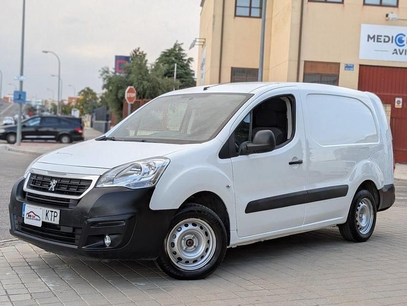 Blanco Usado 2019 Peugeot Partner Premium Monovolumen | 14.950 € (Un poco caro) - Imagen 1/4
