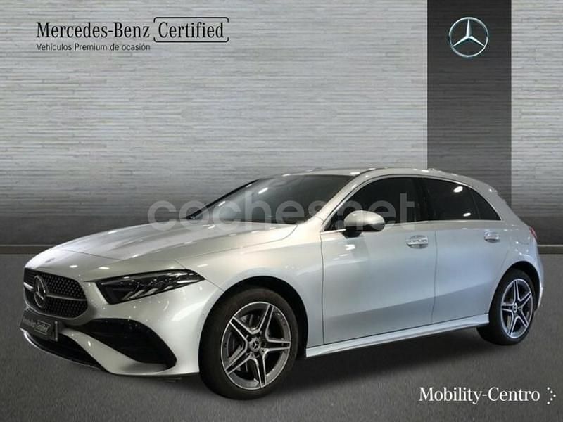 Usado Mercedes A250 AMG line 218 CV (160 kW) 2023 Plateado Berlina
