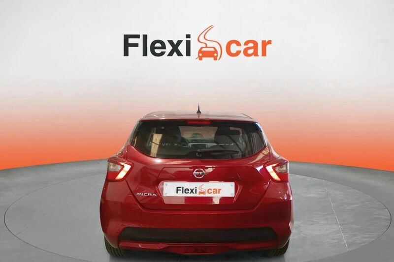 Usado Nissan Micra Acenta 92 CV (67 kW) 2021 Granate Utilitario