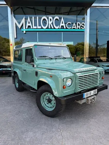 Usado Land Rover Defender SE 122 CV (89 kW) 2014 Azul Familiar