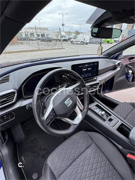 Usado Seat Leon FR 150 CV (110 kW) 2021 Azul Familiar