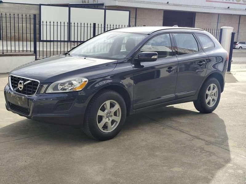 Usado Volvo XC60 Momentum 163 CV (119 kW) 2013 Azul SUV