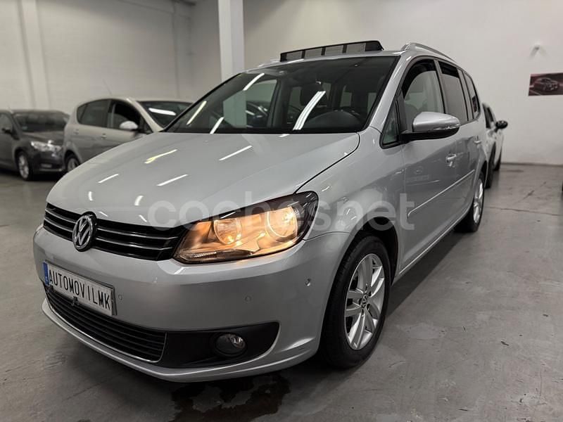 Usado VW Touran Edition 105 CV (77 kW) 2011 Gris / plata Monovolumen
