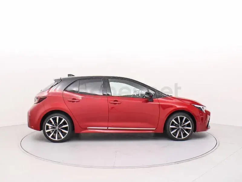 Usado Toyota Corolla Edition 140 CV (102 kW) 2025 Rojo Berlina