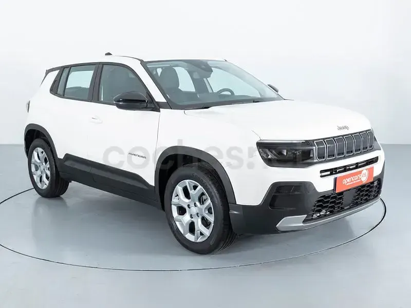 Usado Jeep Avenger Altitude 101 HP (74 kW) 2024 Branco SUV