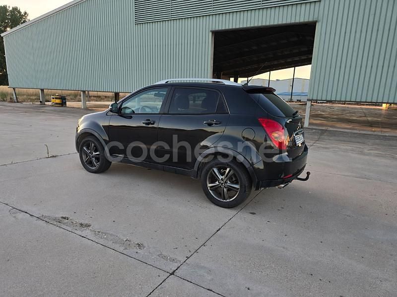 Usado Ssangyong (KGM) Kyron 141 CV (103 kW) 2009 Negro SUV