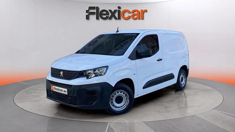 Usado Peugeot Partner 102 CV (75 kW) 2021 Blanco Monovolumen
