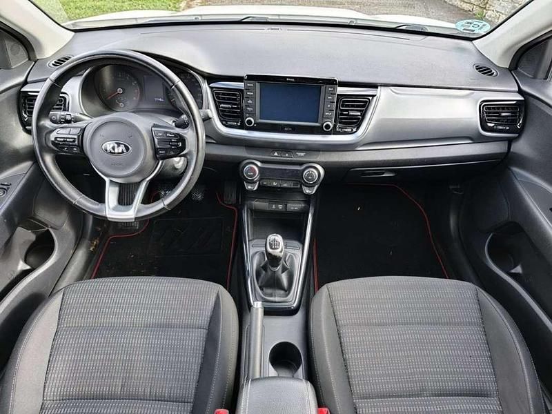 Usado Kia Stonic 120 CV (88 kW) 2018 Blanco SUV