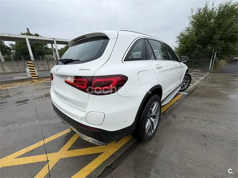 Usado Mercedes GLC300e 320 CV (235 kW) 2021 Blanco SUV