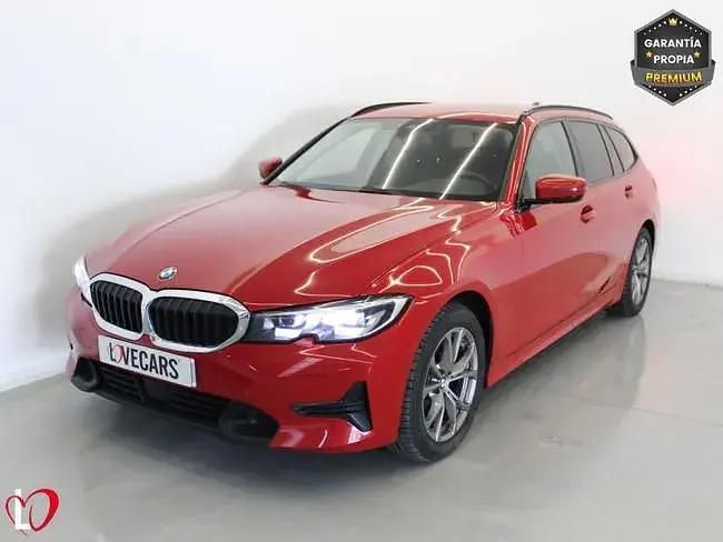 Usado BMW 320e Comfort Edition 190 HP (139 kW) 2022 Vermelho Carrinha