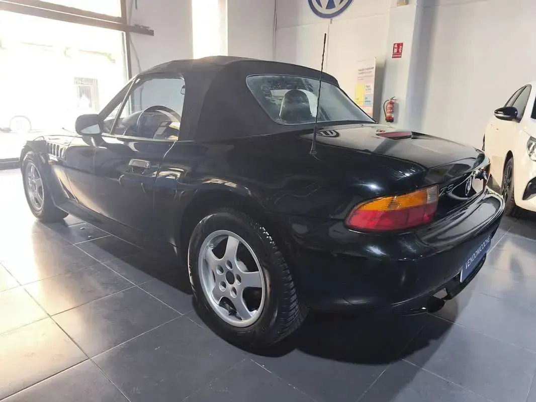 Usado BMW Z3 Comfort Edition 118 CV (86 kW) 1999 Negro Descapotable