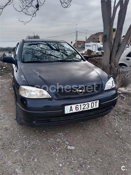 Azul Usado 1998 Opel Astra Comfort Berlina | 1400 € (Buen precio) - Imagen 1/4