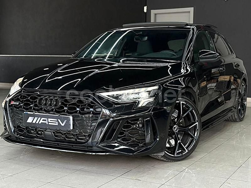 Usado Audi RS3 Sportback 400 CV (294 kW) 2024 Negro Utilitario