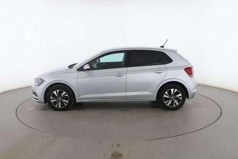 Usado VW Polo Advance 95 CV (69 kW) 2021 Gris Utilitario