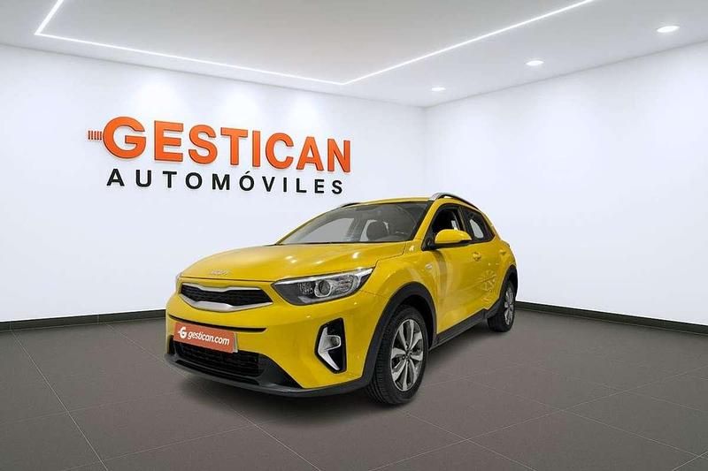 Amarillo Usado 2022 Kia Stonic SUV | 13.990 € (Precio justo) - Imagen 1/4