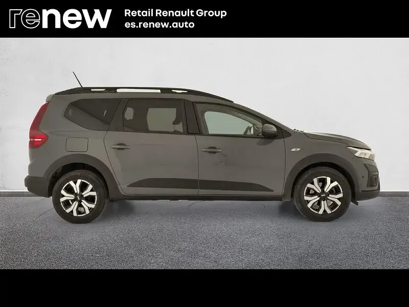 Usado Dacia Jogger Expression 110 HP (80 kW) 2024 Cinzento Monovolume