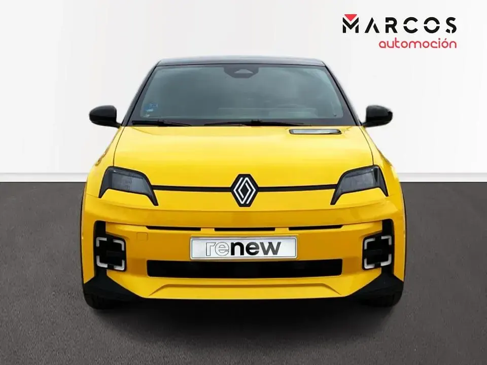 Usado Renault R5 Komfort 110 kW (150 CV) 2025 Blanco Utilitario