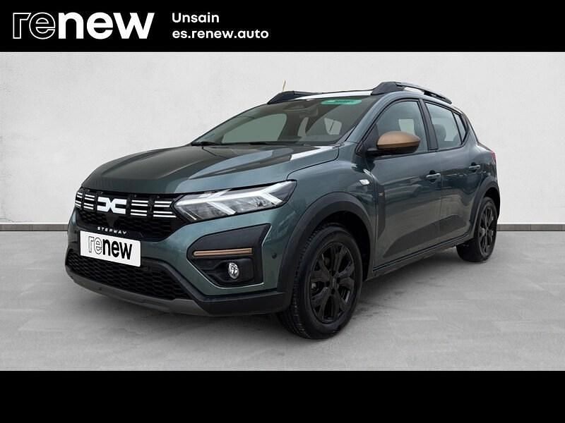 Usado Dacia Sandero Extreme 100 CV (73 kW) 2025 Verde Berlina