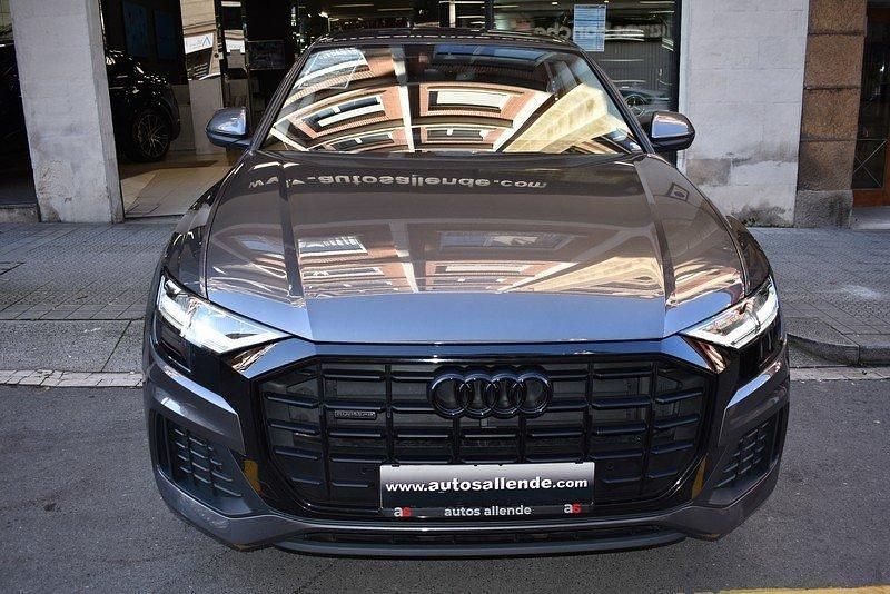 Usado Audi Q8 286 CV (210 kW) 2023 Gris daytona SUV