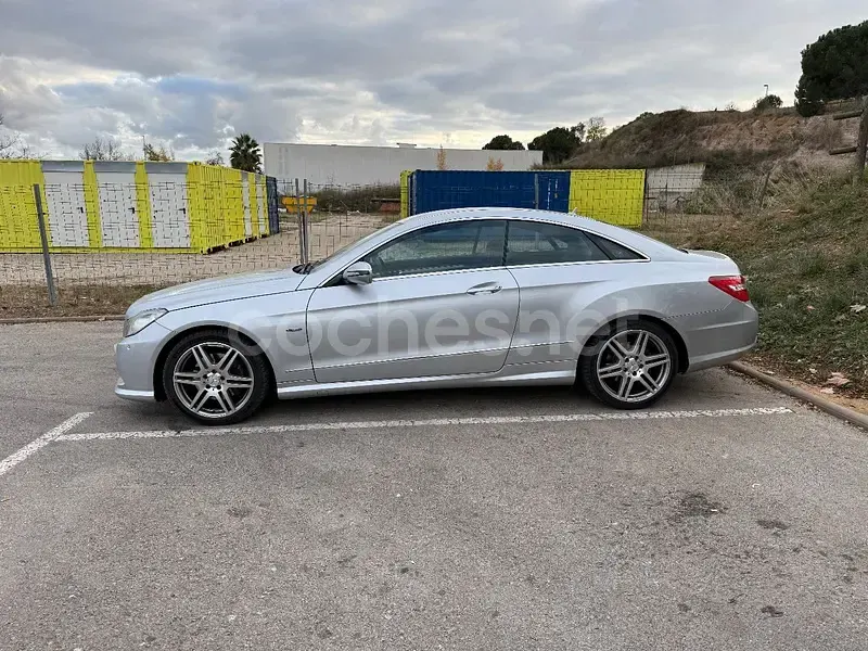 Usado Mercedes E350 292 CV (214 kW) 2009 Gris / plata Coupe