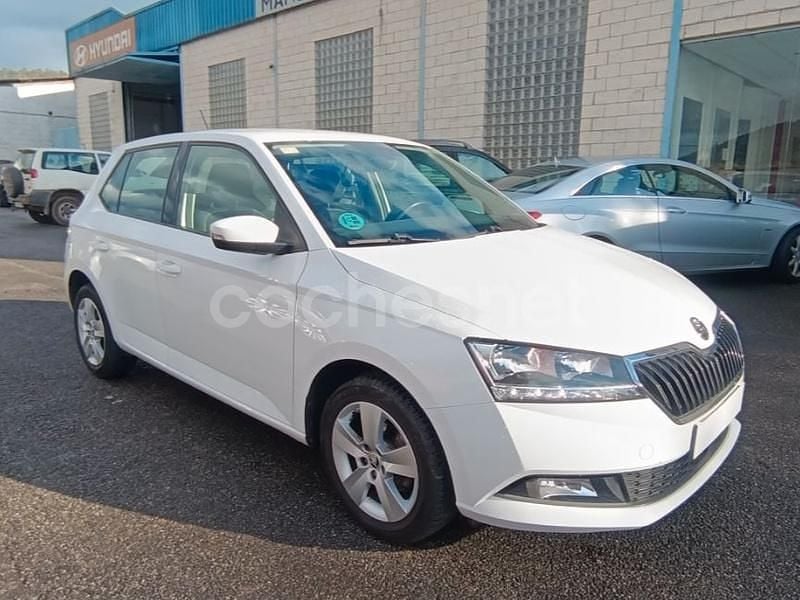 Usado Skoda Fabia Business Line 75 CV (55 kW) 2018 Blanco Berlina