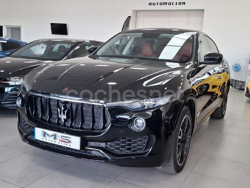 Usado Maserati Levante 350 CV (257 kW) 2018 Negro SUV