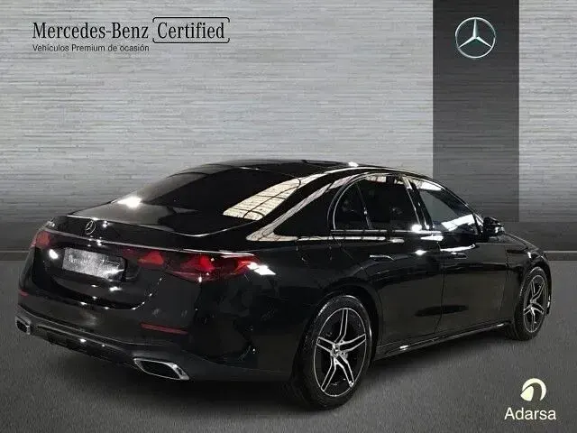 Usado Mercedes E220 197 CV (144 kW) 2025 Negro Berlina