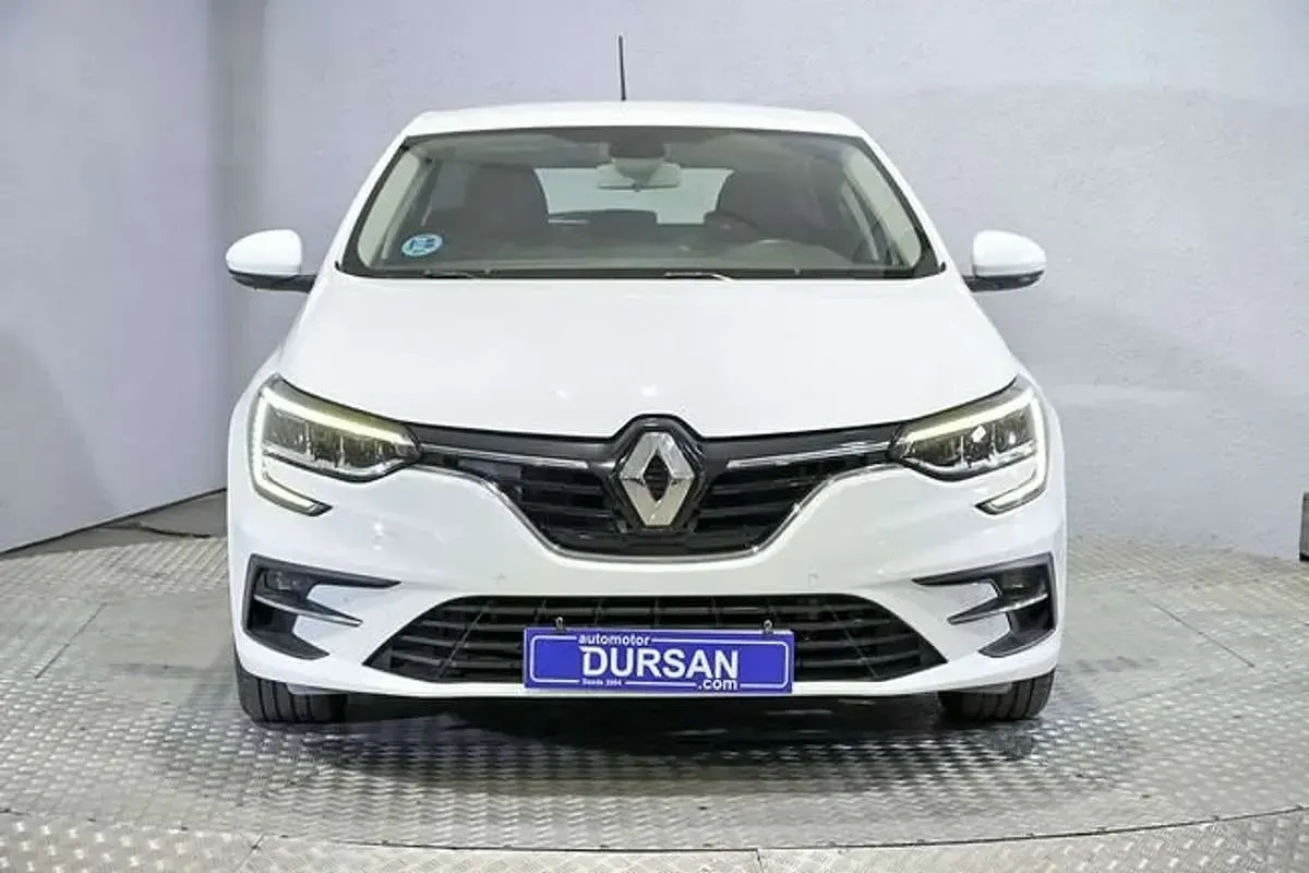 Usado Renault Mégane Business 116 CV (85 kW) 2022 Marrón Utilitario
