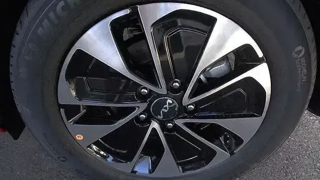 Nuevo Kia Ceed 100 CV (73 kW) 2025 Rojo Utilitario