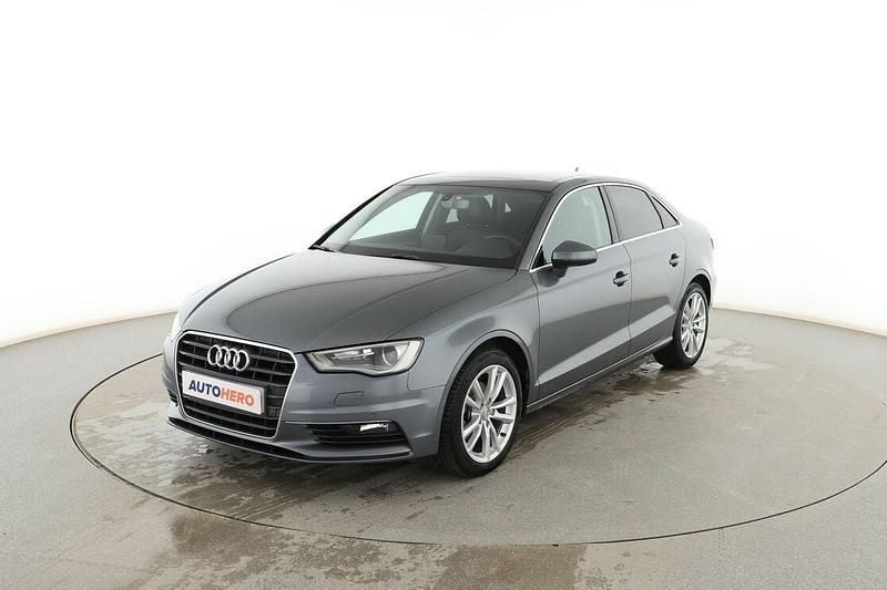 Gris Usado 2016 Audi A3 Ambiente Berlina | 17.799 € (Precio justo) - Imagen 1/3