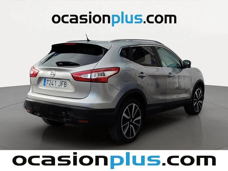 Usado Nissan Qashqai Tekna 131 CV (96 kW) 2015 Gris plata SUV