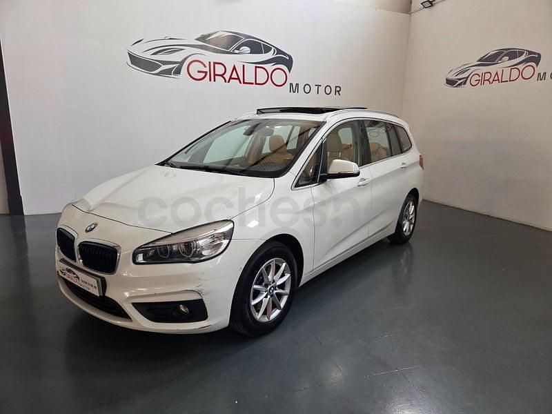 Usado BMW 218 150 CV (110 kW) 2018 Blanco Familiar