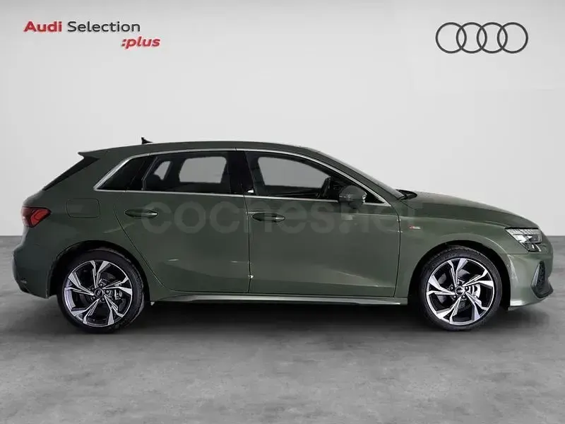 Usado Audi A3 S-Line 204 CV (150 kW) 2025 Verde Berlina