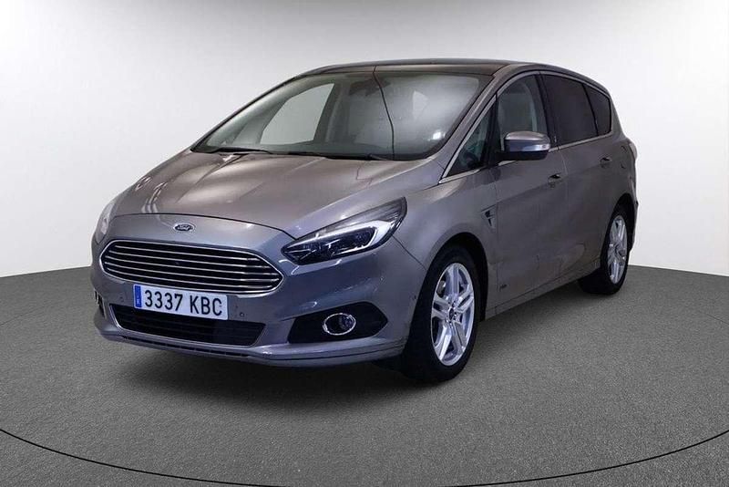 Usado Ford S-MAX Titanium 179 CV (131 kW) 2017 Beige Monovolumen