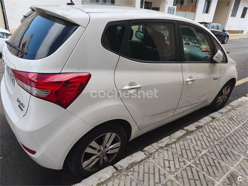 Usado Hyundai ix20 Comfort 115 CV (84 kW) 2014 Blanco Utilitario