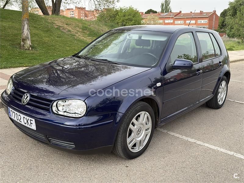 Usado VW Golf IV Advance 130 CV (95 kW) 2003 Azul Berlina
