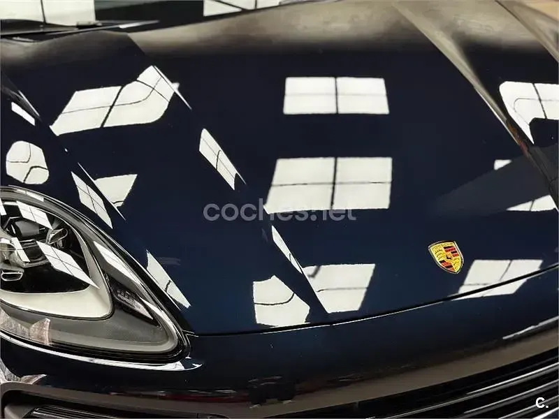 Usado Porsche Cayenne E-Hybrid 462 CV (339 kW) 2019 Azul SUV