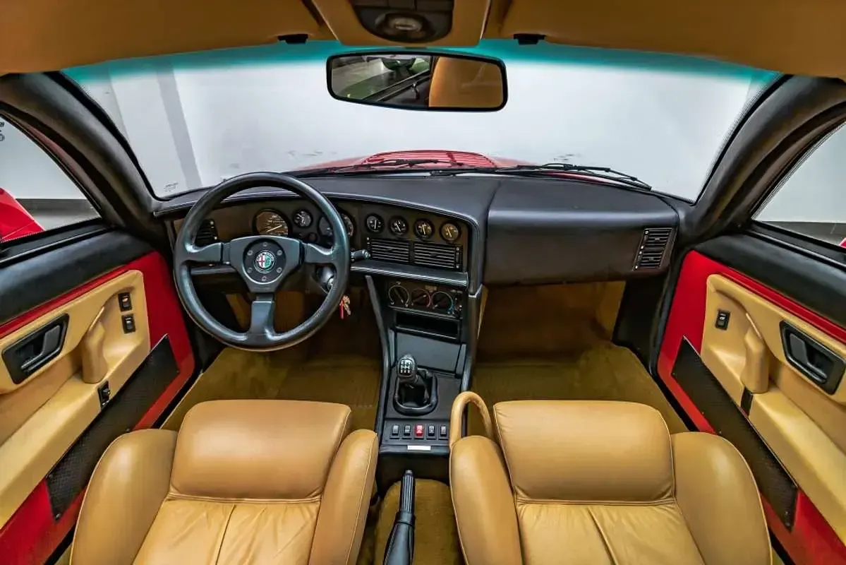 Usado Alfa Romeo SZ/RZ 210 CV (154 kW) 1989 Rojo Coupe