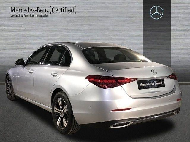 Usado Mercedes C180 Avantgarde 170 CV (125 kW) 2024 Plata hightech