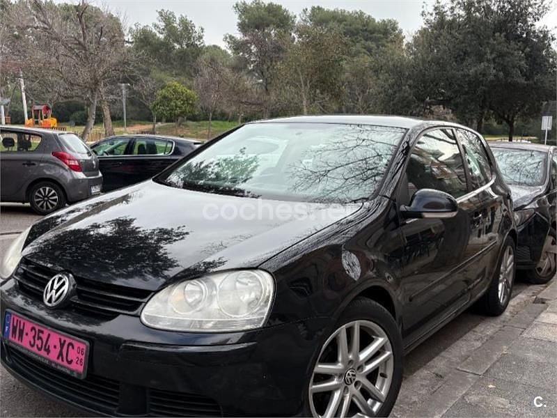 Usado VW Golf VI Highline 105 CV (77 kW) 2008 Negro Utilitario