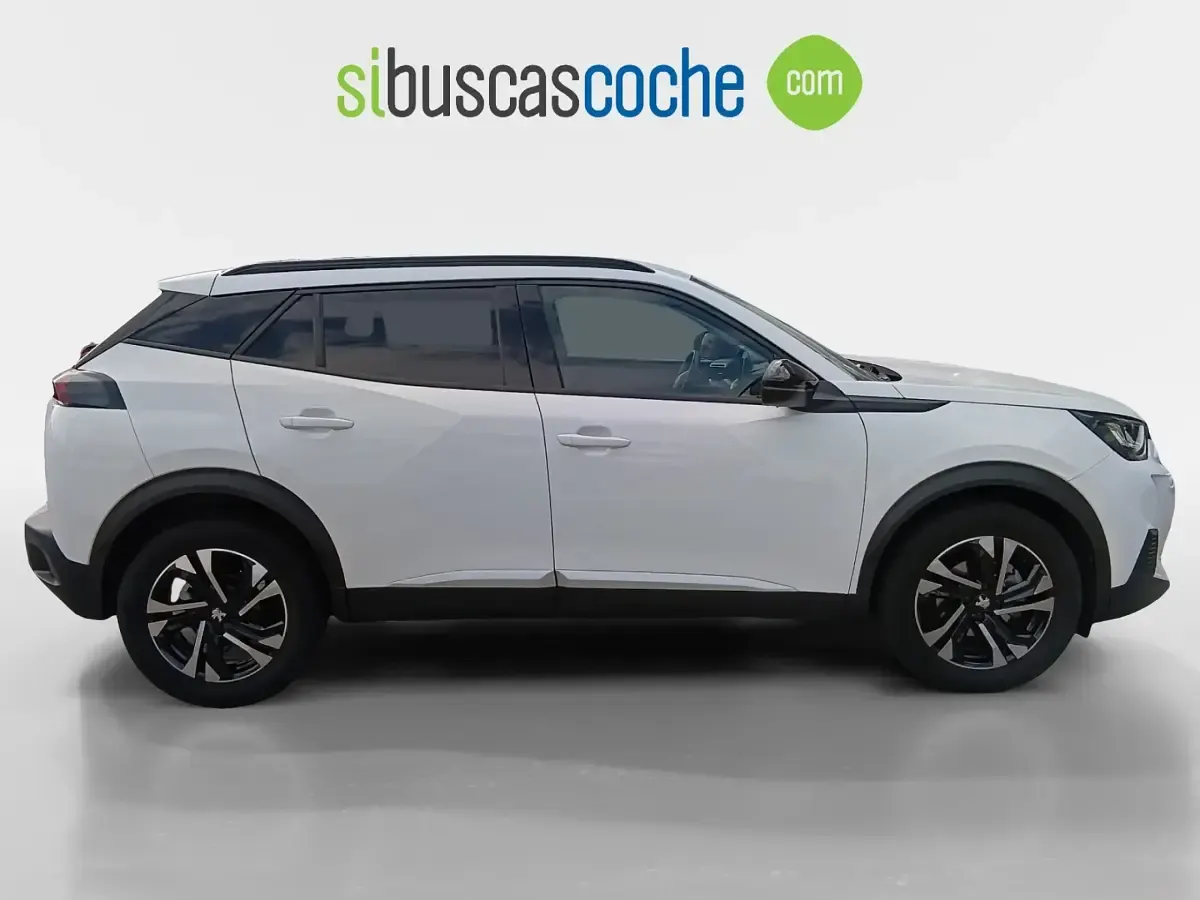 Usado Peugeot 2008 Allure 110 CV (80 kW) 2022 Blanco SUV
