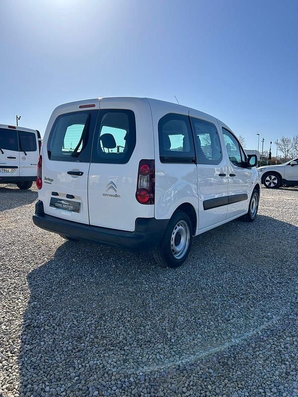 Usado Citroën Berlingo Live 75 CV (55 kW) 2018 Blanco Monovolumen