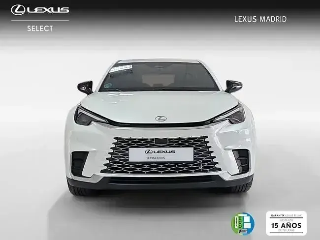 Usado Lexus LBX 136 CV (100 kW) 2025 Blanco SUV
