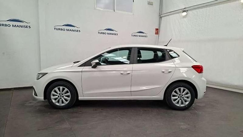 Usado Seat Ibiza Reference 80 HP (58 kW) 2022 Branco Citadino