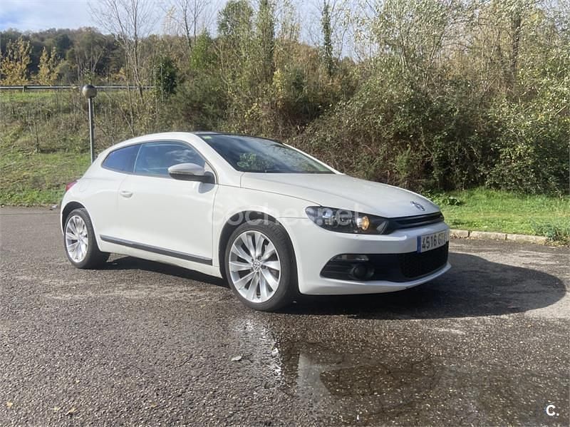 Blanco Usado 2009 VW Scirocco Coupe | 5650 € (Precio justo) - Imagen 1/4