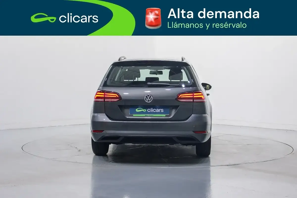 Usado VW Golf VII Edition 110 CV (80 kW) 2018 Gris Familiar