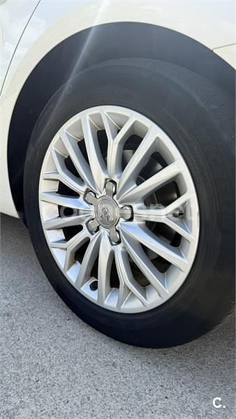 Usado Audi A3 Ambiente 150 CV (110 kW) 2013 Blanco Berlina