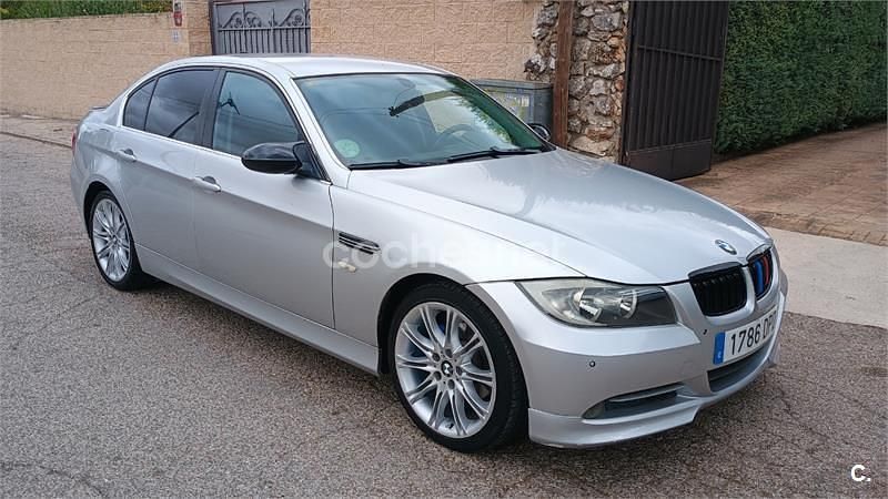 Usado BMW 325 218 HP (160 kW) 2005 Cinzento Sedan