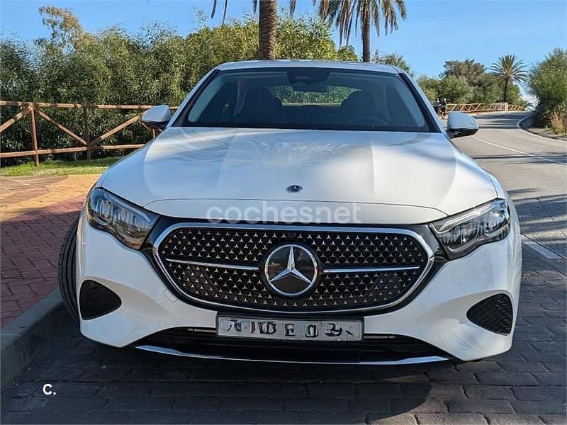 Usado Mercedes E220 200 CV (147 kW) 2024 Blanco Berlina